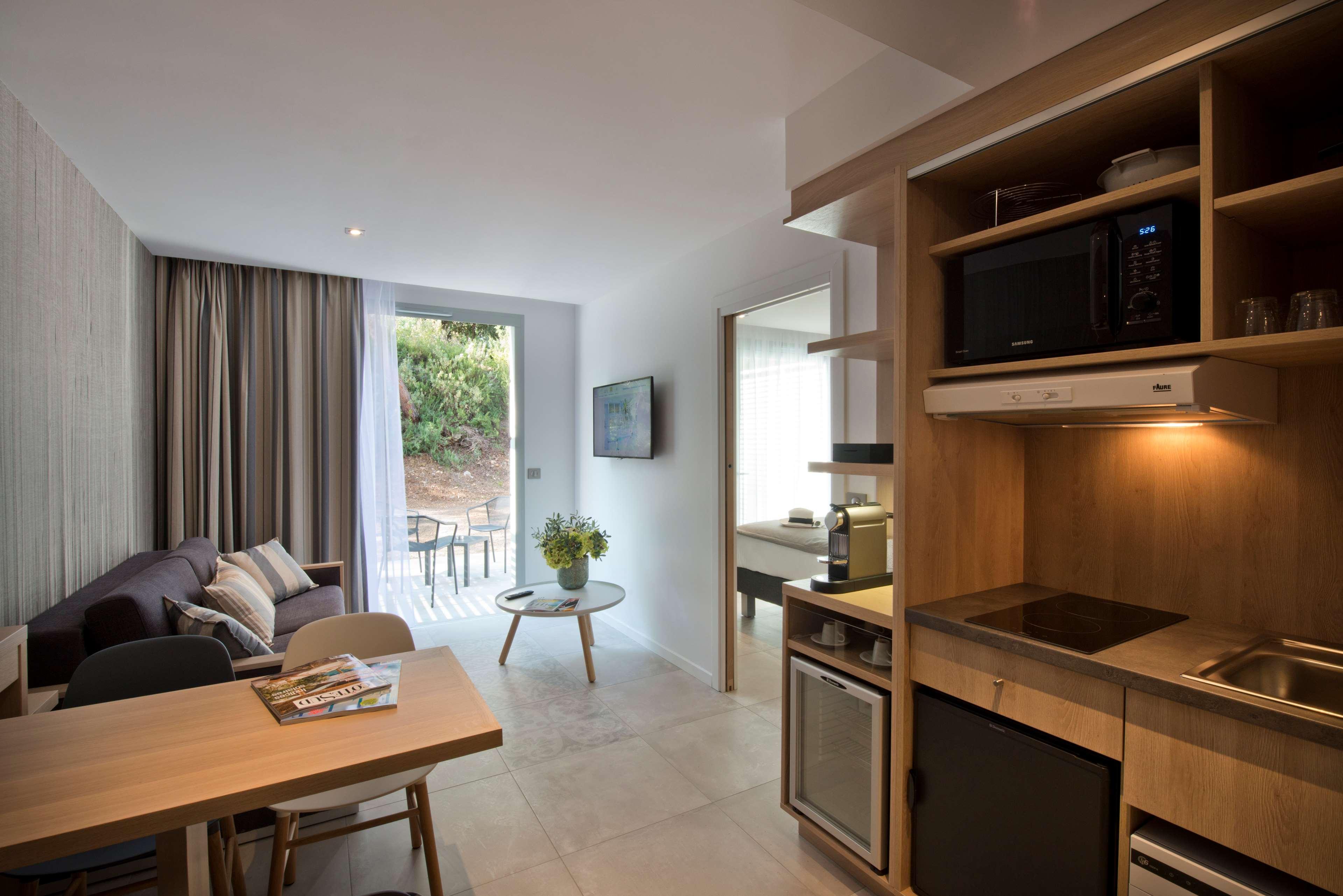 Golden Tulip Sophia Antipolis - Hotel & Spa Valbonne Eksteriør bilde