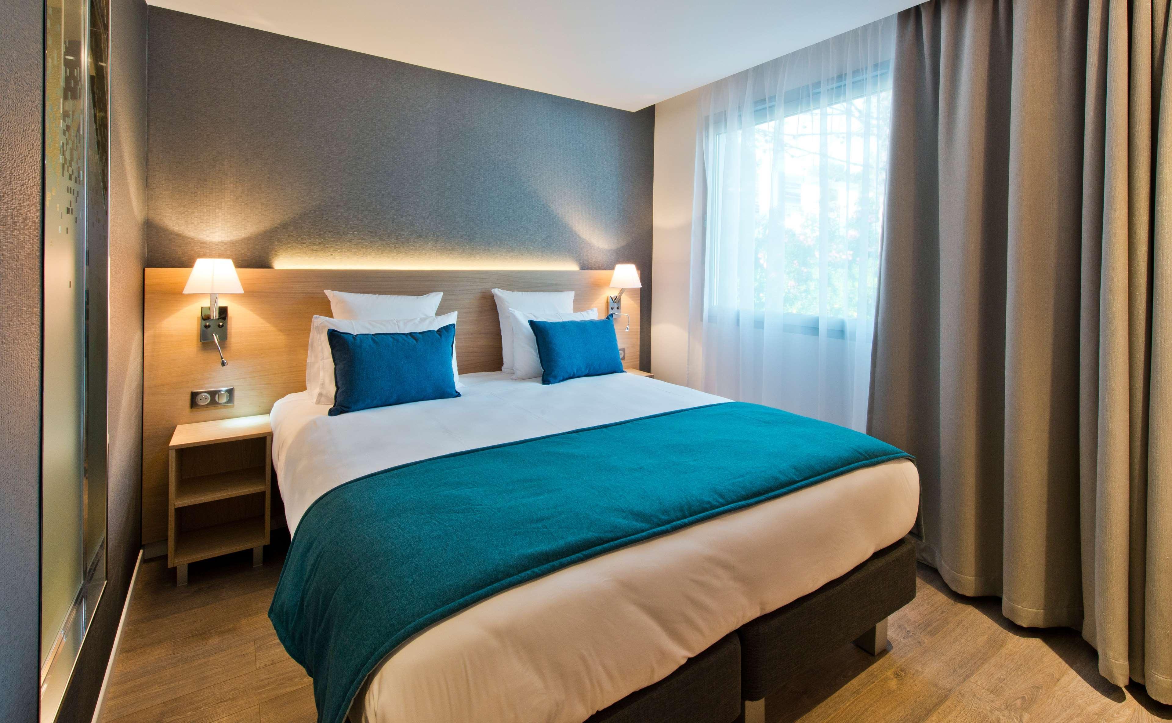 Golden Tulip Sophia Antipolis - Hotel & Spa Valbonne Eksteriør bilde